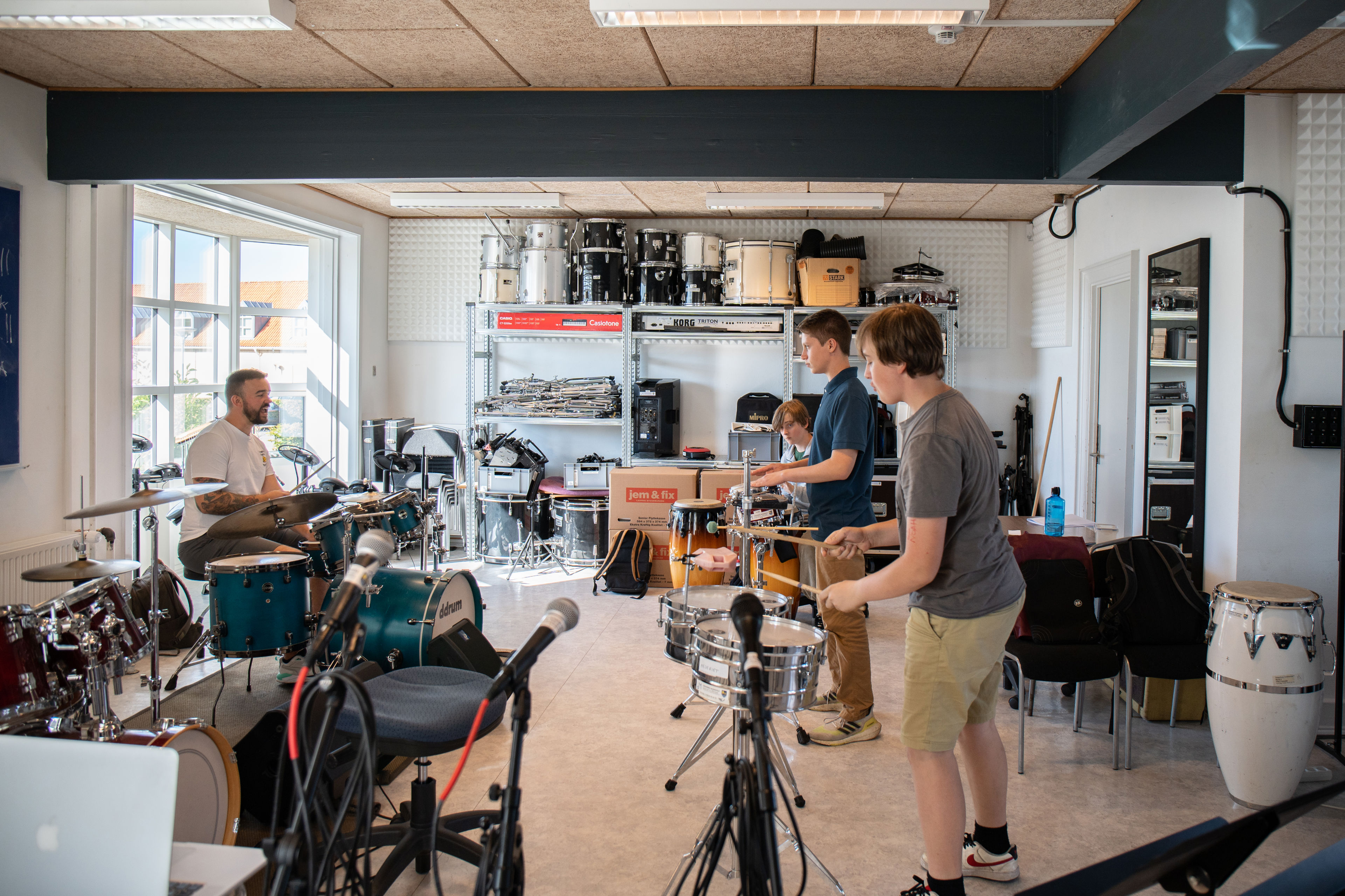 Gruppeundervisning i trommer